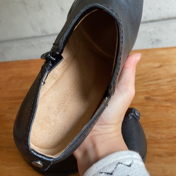 Naturalizer Zarie Bootie in Black leather - Picture 11 of 13